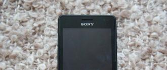 Sony Xperia Go review: dudes are not afraid of dirt
